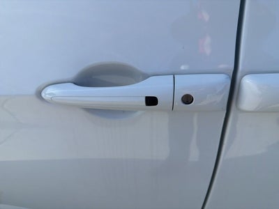 2025 Chrysler Voyager LX