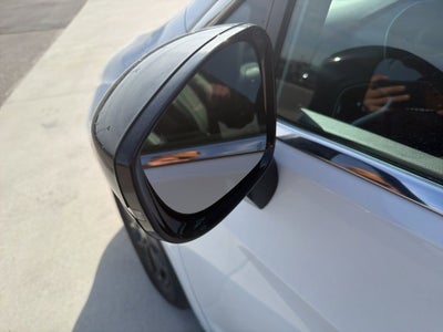 2025 Chrysler Voyager LX