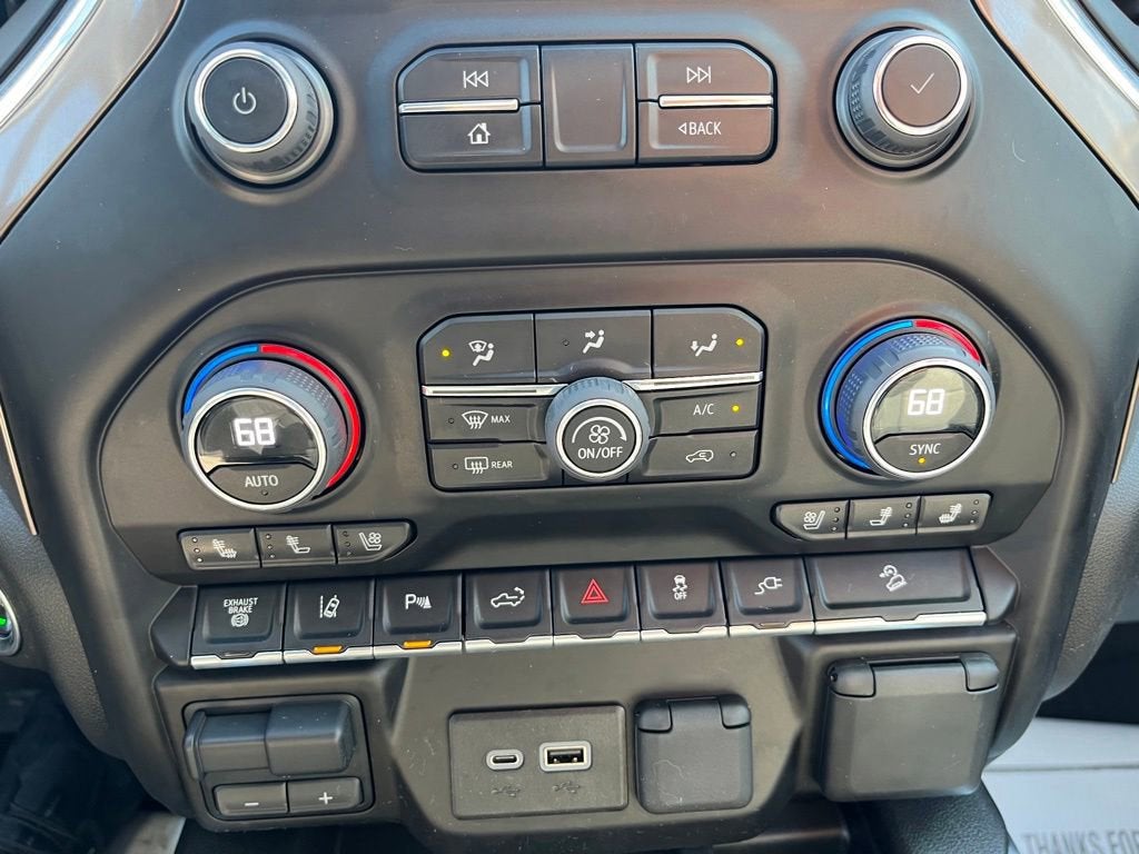 2023 Chevrolet Silverado 3500 HD High Country