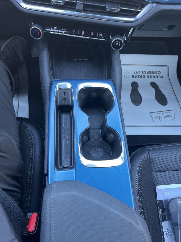 2025 Chevrolet Equinox EV LT