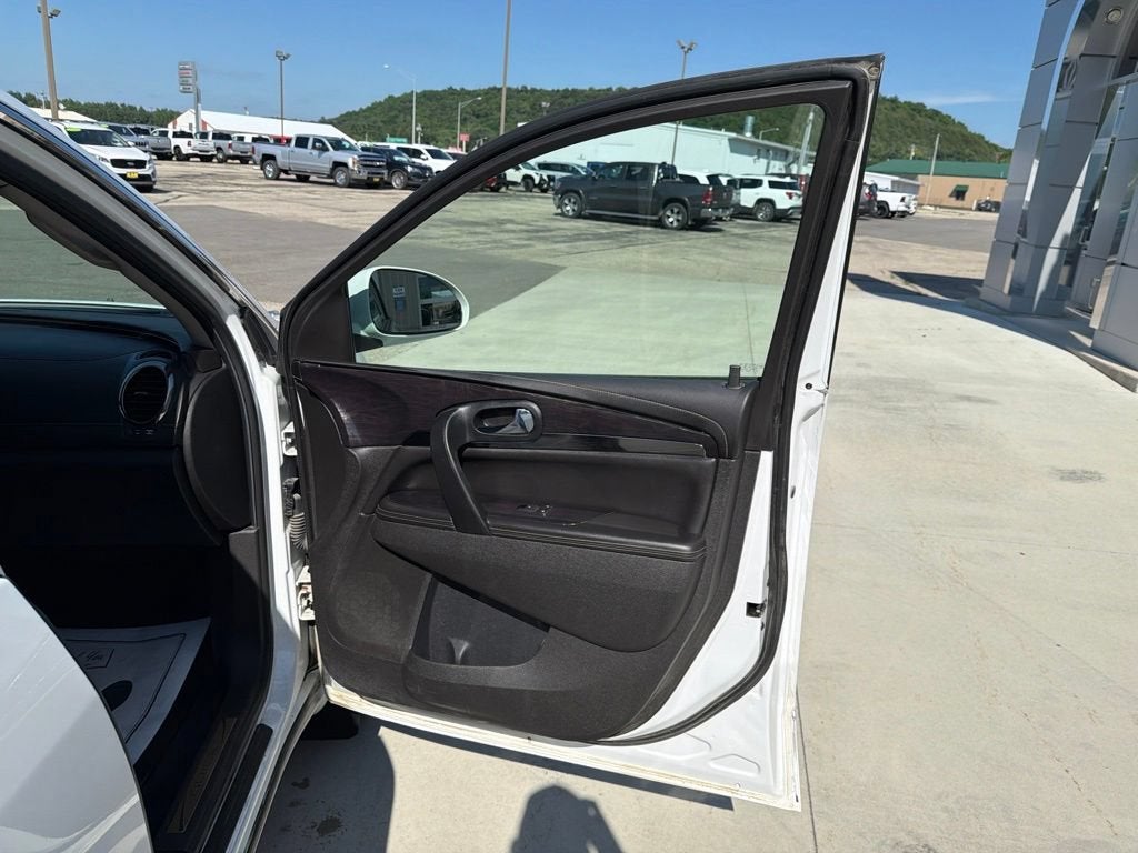 2017 Buick Enclave Leather