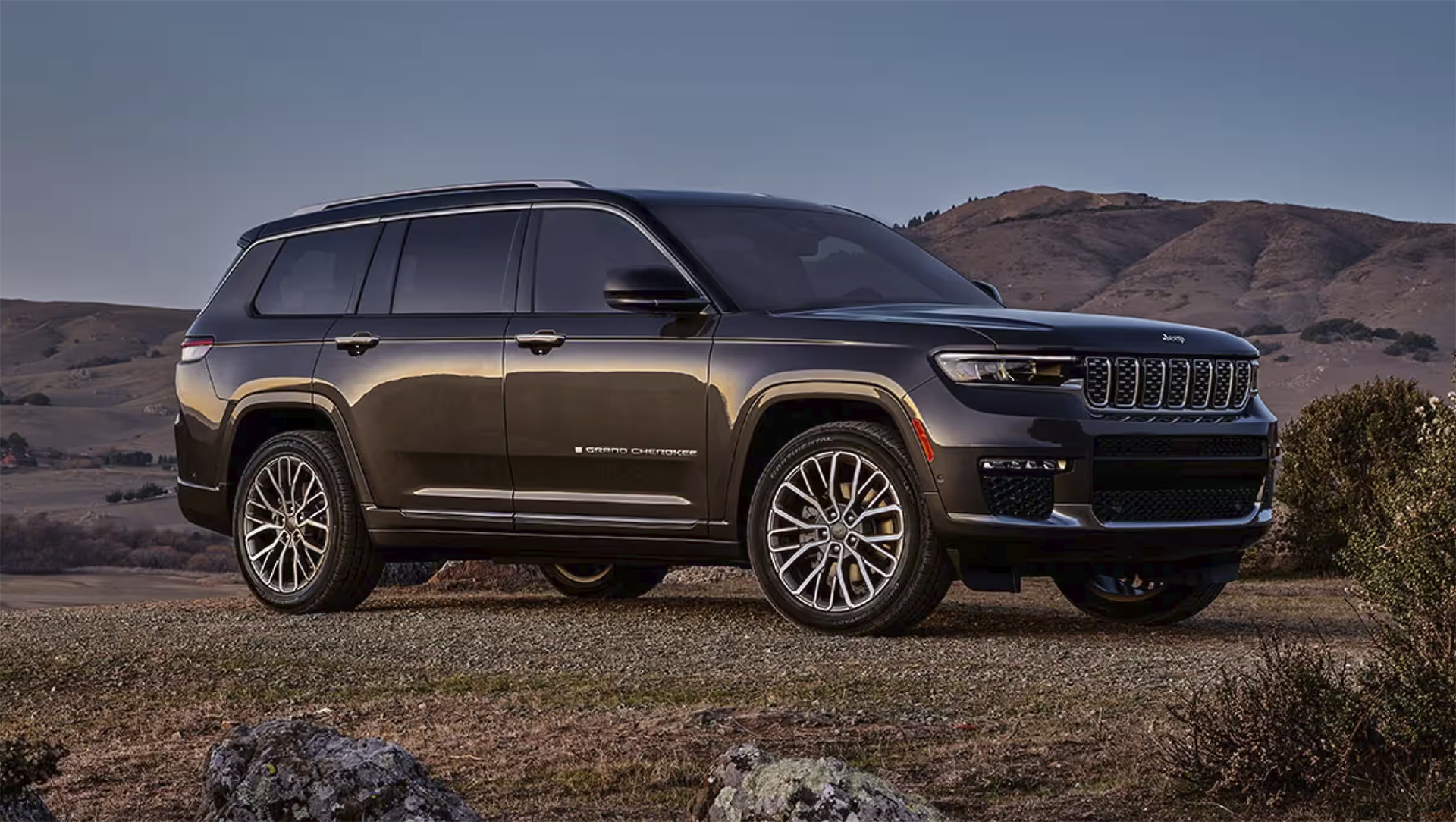 2024 Jeep Grand Cherokee Model Review in Decorah, IA